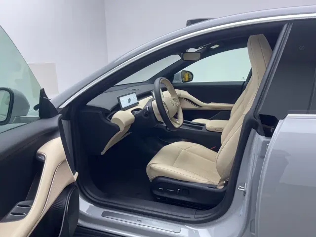 Nio ET5 Touring — Фото автомобиля 13