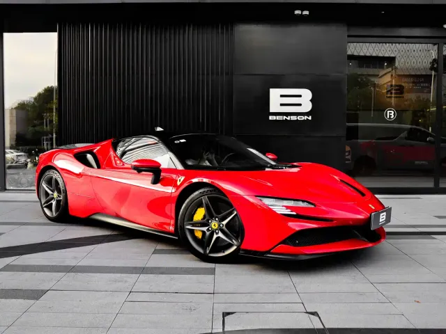 Ferrari SF90 — Фото автомобиля 2