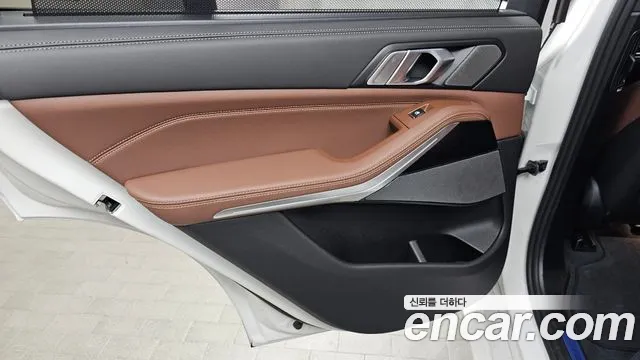 BMW X5 xDrive 40i M Sport — Фото автомобиля 22