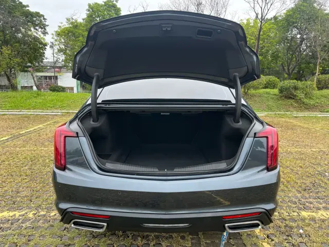 Cadillac CT5 — Фото автомобиля 26