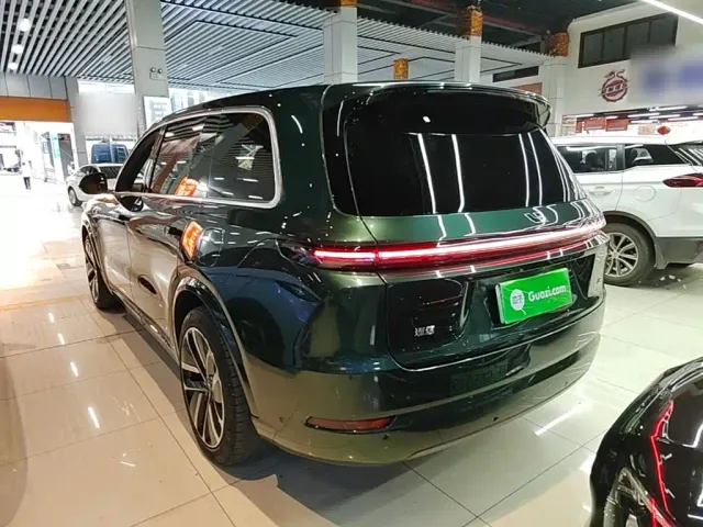 Li Auto L9 — Фото автомобиля 4