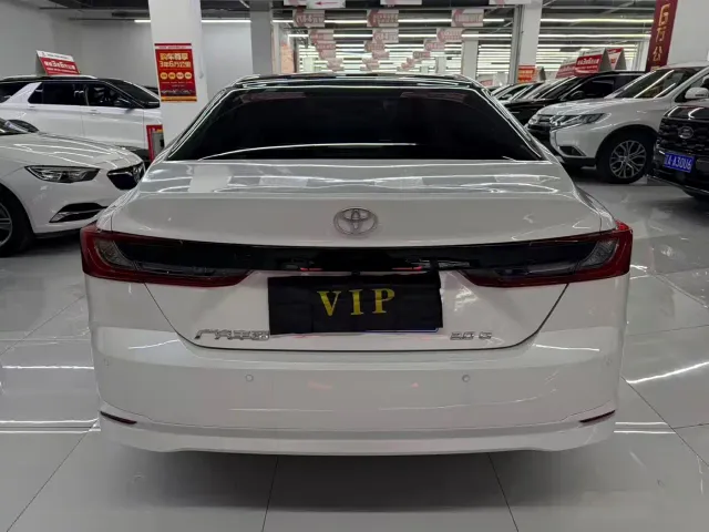 Toyota Camry — Фото автомобиля 8