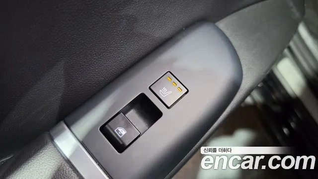 Hyundai Grandeur GN7 — Фото автомобиля 28