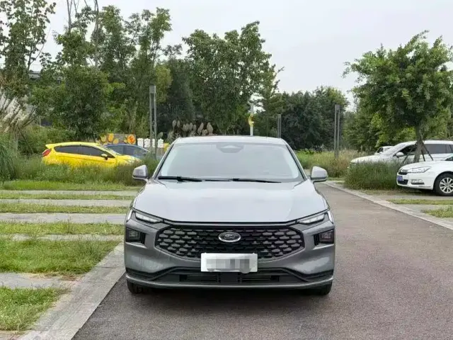 Ford Mondeo — Фото автомобиля 2