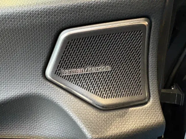 Volkswagen ID. Unyx 06 — Фото автомобиля 14