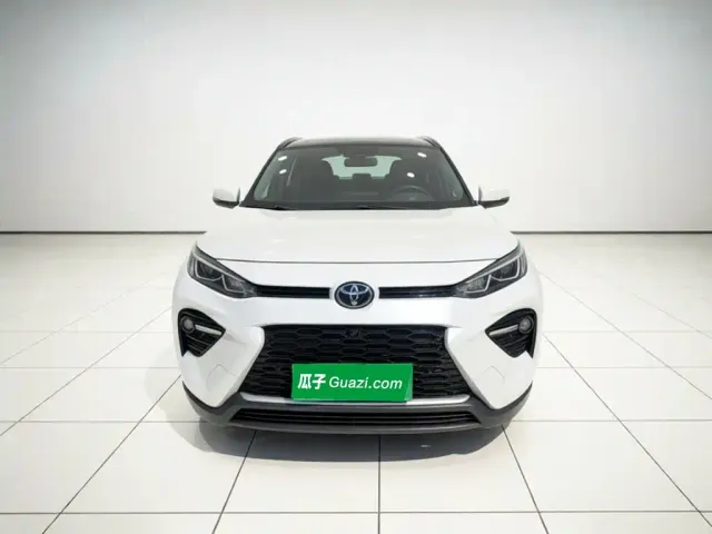 Toyota Wildlander — Фото автомобиля 2