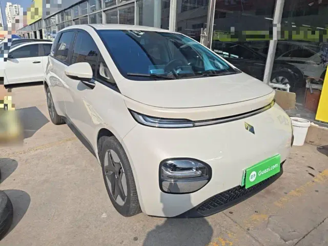 Baojun Cloud — Фото автомобиля 3