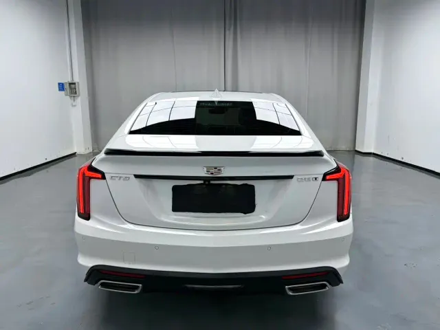 Cadillac CT5 — Фото автомобиля 8