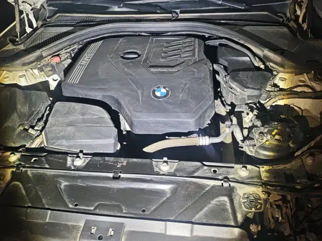 BMW 3 Series — Фото автомобиля 10