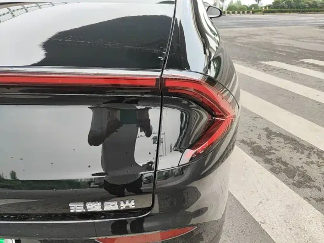 Wuling Starlight — Фото автомобиля 7