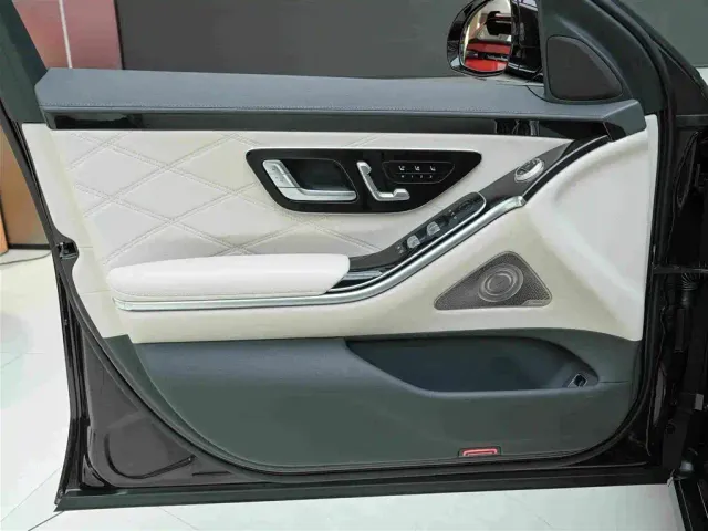 Mercedes-Benz Maybach S-Class — Фото автомобиля 16