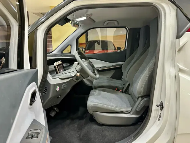 Wuling NanoEV — Фото автомобиля 8