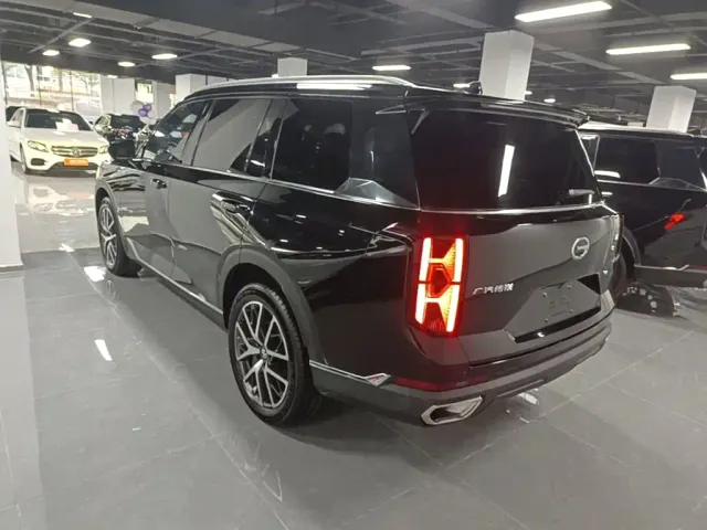 GAC Trumpchi GS8 — Фото автомобиля 4