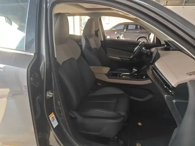 Changan Changan CS55 PLUS 2022 2nd Generation 1.5T DCT Excellence — Фото автомобиля 24