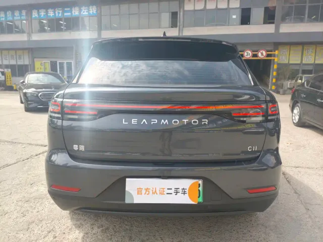 Leapmotor C11 — Фото автомобиля 4