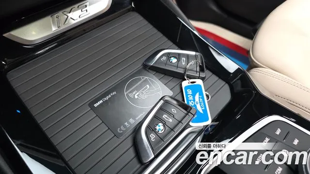 BMW iX3 G08 (2020–2024) — Фото автомобиля 30
