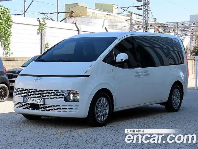 Hyundai Staria — Фото автомобиля 2