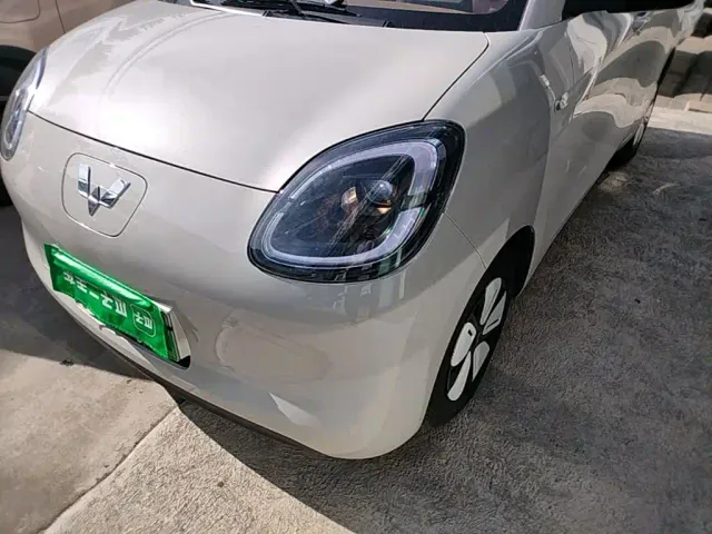 Wuling Hongguang Mini EV — Фото автомобиля 23