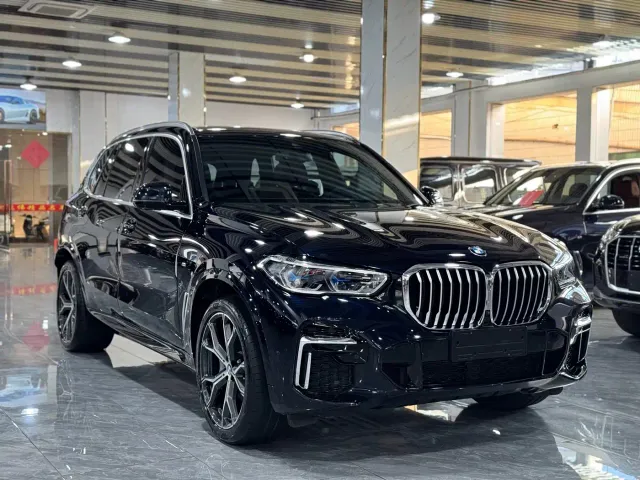BMW X5 — Фото автомобиля 3
