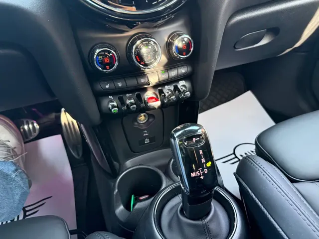 MINI John Cooper Works — Фото автомобиля 17