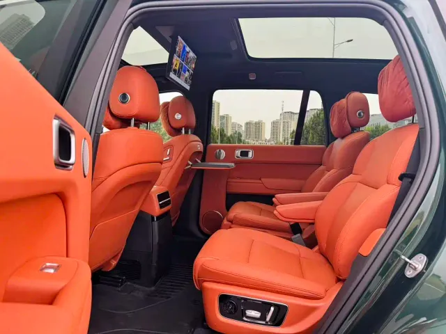 Li Auto L9 — Фото автомобиля 5