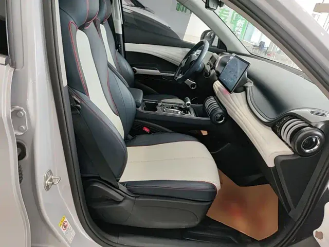 BYD Yuan PLUS — Фото автомобиля 24