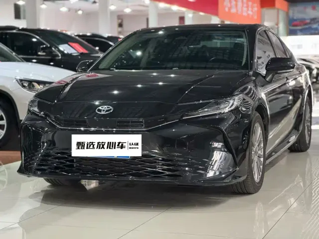 Фотография автомобиля — Toyota Camry