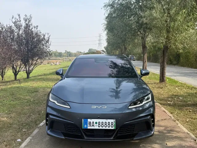 BYD Seal 06 GT — Фото автомобиля 2