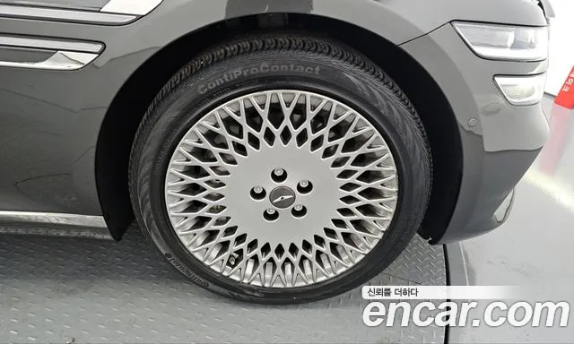 Genesis G80 RG3 — Фото автомобиля 6