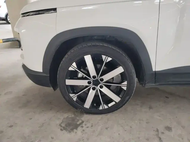 Geely ICON — Фото автомобиля 22