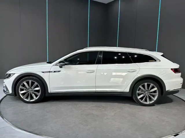 Volkswagen CC — Фото автомобиля 4