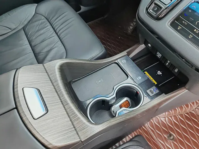 Honda Odyssey — Фото автомобиля 10