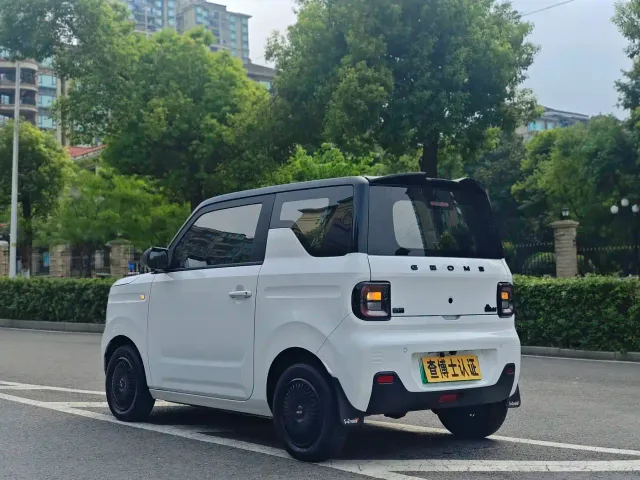 Geely Panda — Фото автомобиля 5