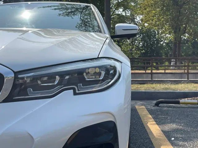 BMW 3 Series — Фото автомобиля 21