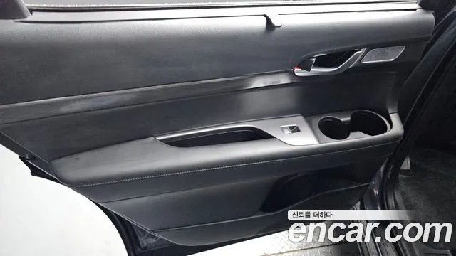 Hyundai Palisade Palisade Дизель 2.2 2WD — Фото автомобиля 23