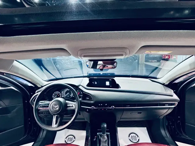 Mazda CX-30 — Фото автомобиля 4