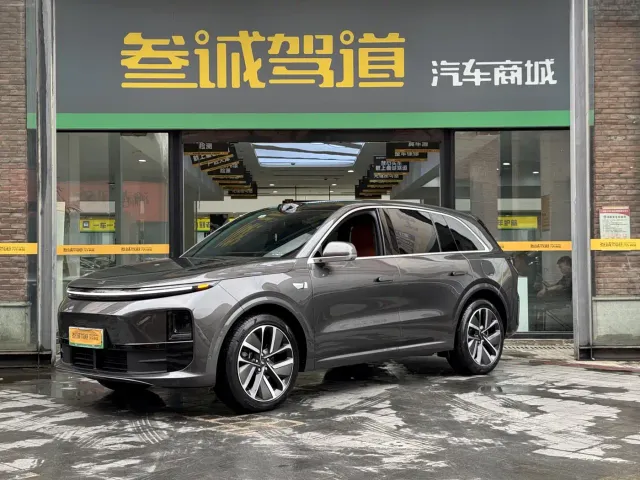 Фотография автомобиля — Li Auto L6