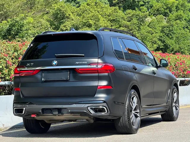 BMW X7 — Фото автомобиля 17