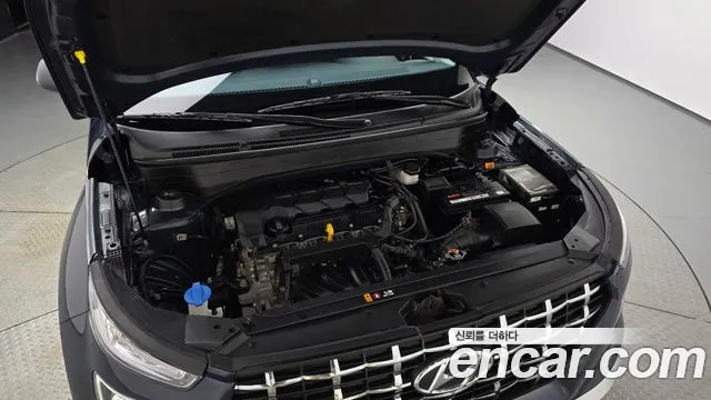 Hyundai Venue — Фото автомобиля 9