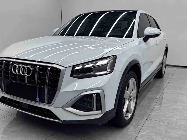 Фотография автомобиля — Audi Q2L