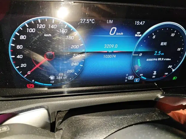 Mercedes-Benz Mercedes-Benz GLB 2023 GLB 220 Dynamic — Фото автомобиля 8
