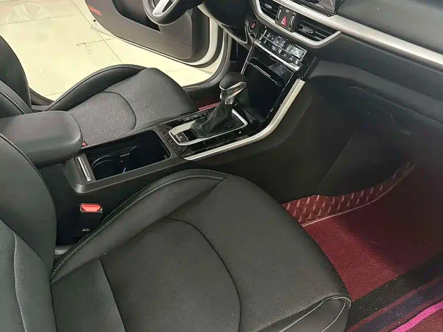 Kia K3 — Фото автомобиля 6