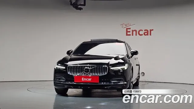 Volvo S90 — Фото автомобиля 3