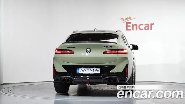 BMW X4 xDrive20i M Sport Pro — Фото автомобиля 4