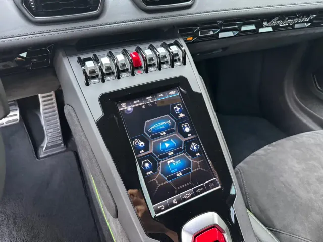 Lamborghini Huracan — Фото автомобиля 7