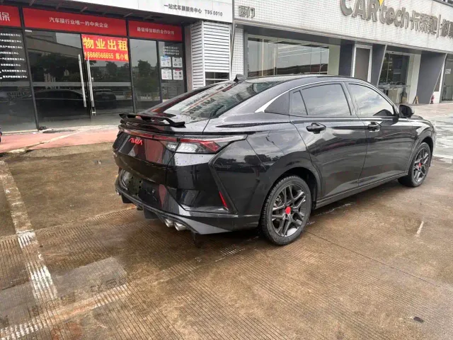 Dongfeng Yixuan — Фото автомобиля 7