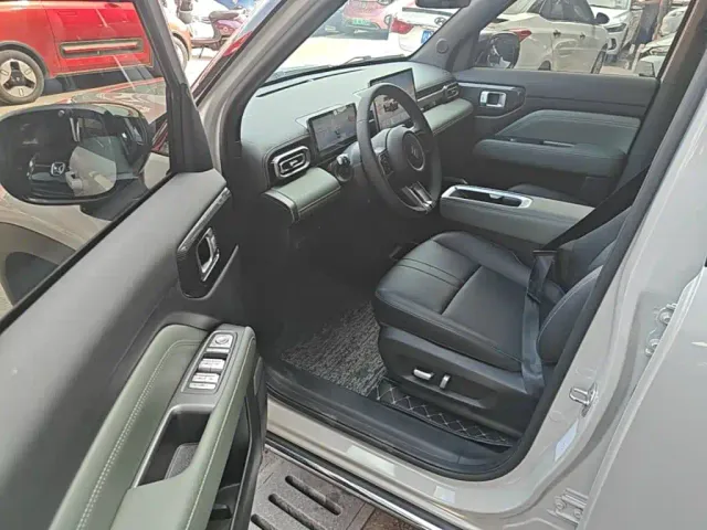 Baojun Yep Plus — Фото автомобиля 15