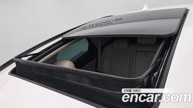 Genesis GV70 — Фото автомобиля 17