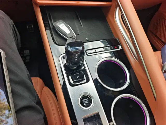 Geely Boyue — Фото автомобиля 13