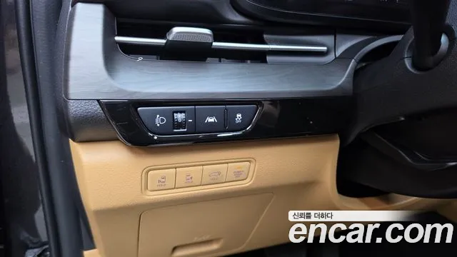 Kia Carnival 4th Gen — Фото автомобиля 28
